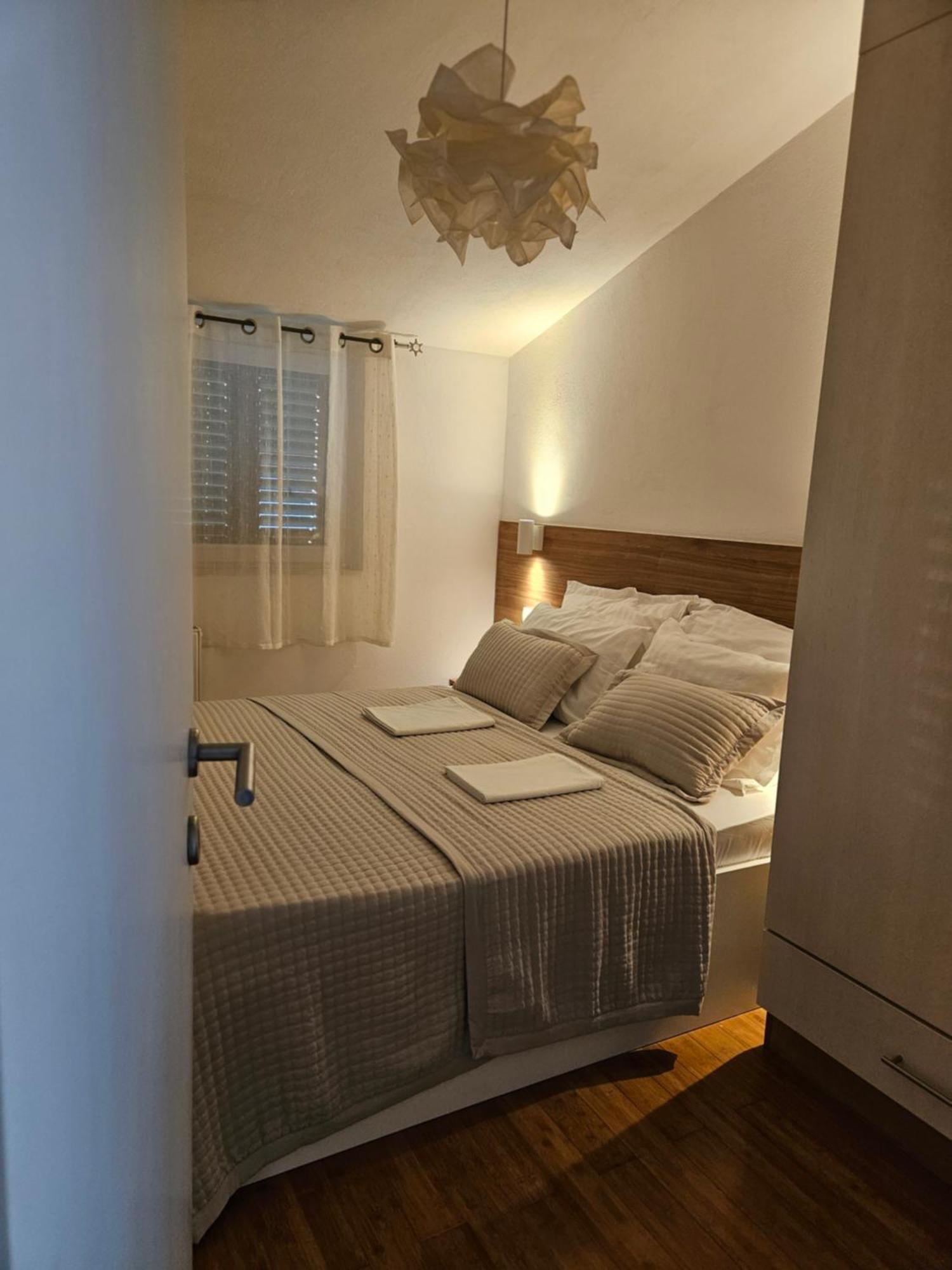 Cozy Designed & Sea View Apartment Sulye, Zaboric Sibenik Экстерьер фото